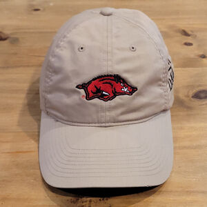 Arkansas Razorbacks Nike Hat Cap Beige Khaki Adjustable Strapback NCAA Football